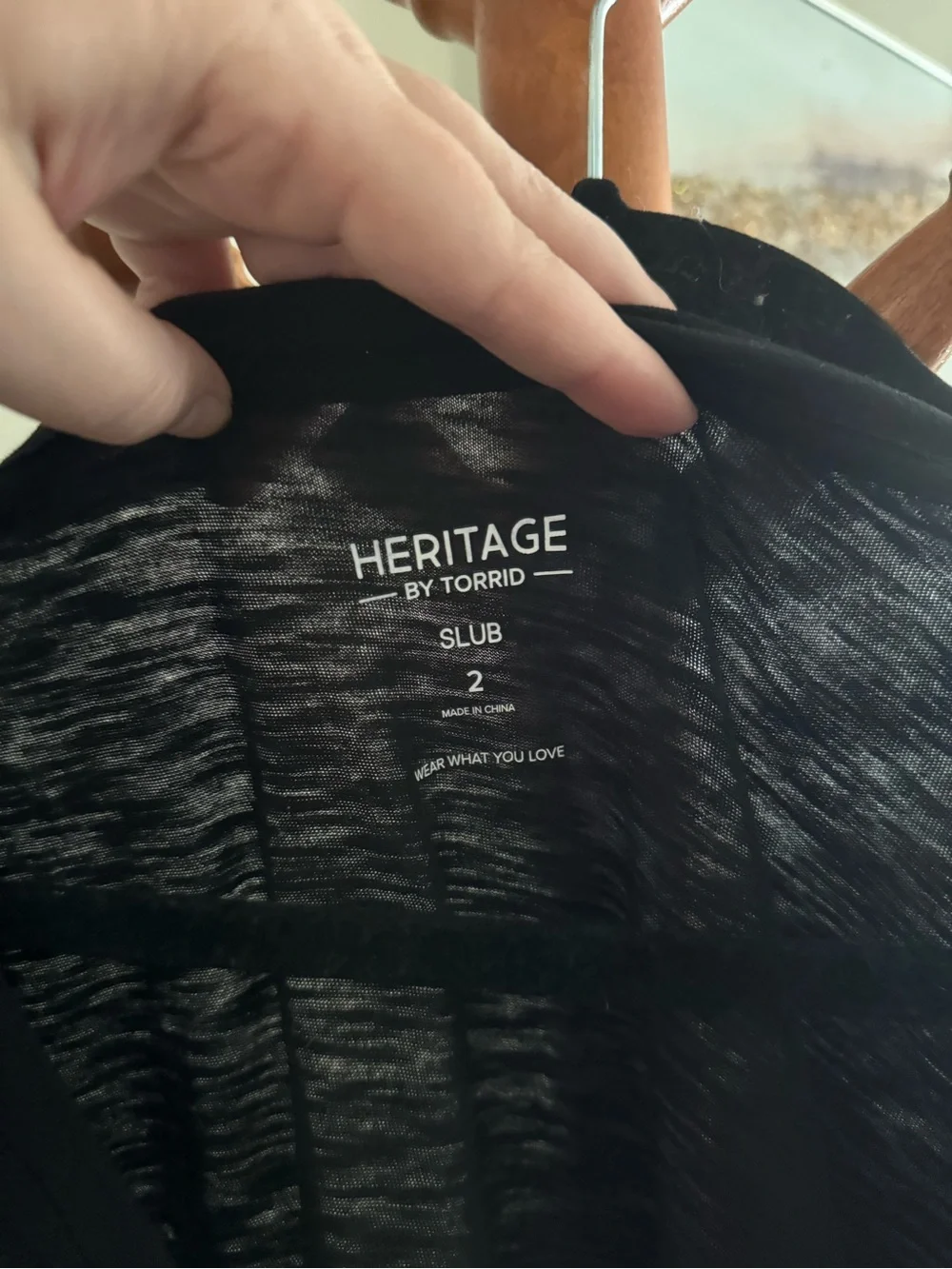 NWT Torrid Heritage Slub Jersey Long Sleeve Top Shirt Tee v Neck Size 2 - Picture 3 of 7